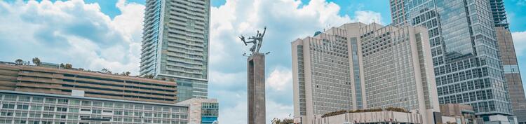 Patung Selamat Datang